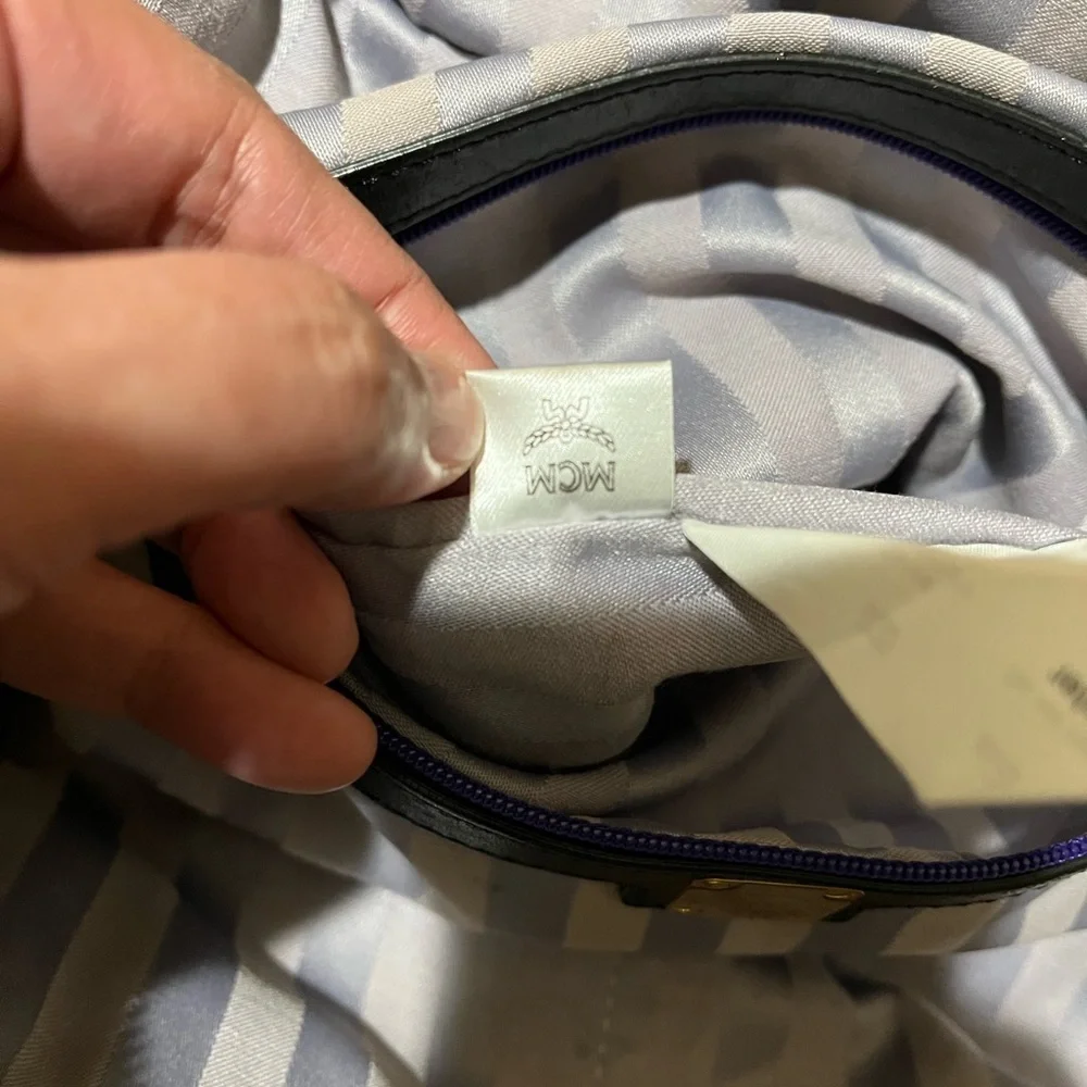 MCM 2WAY BLACK POLYESTER BAG - Picture 14 of 16